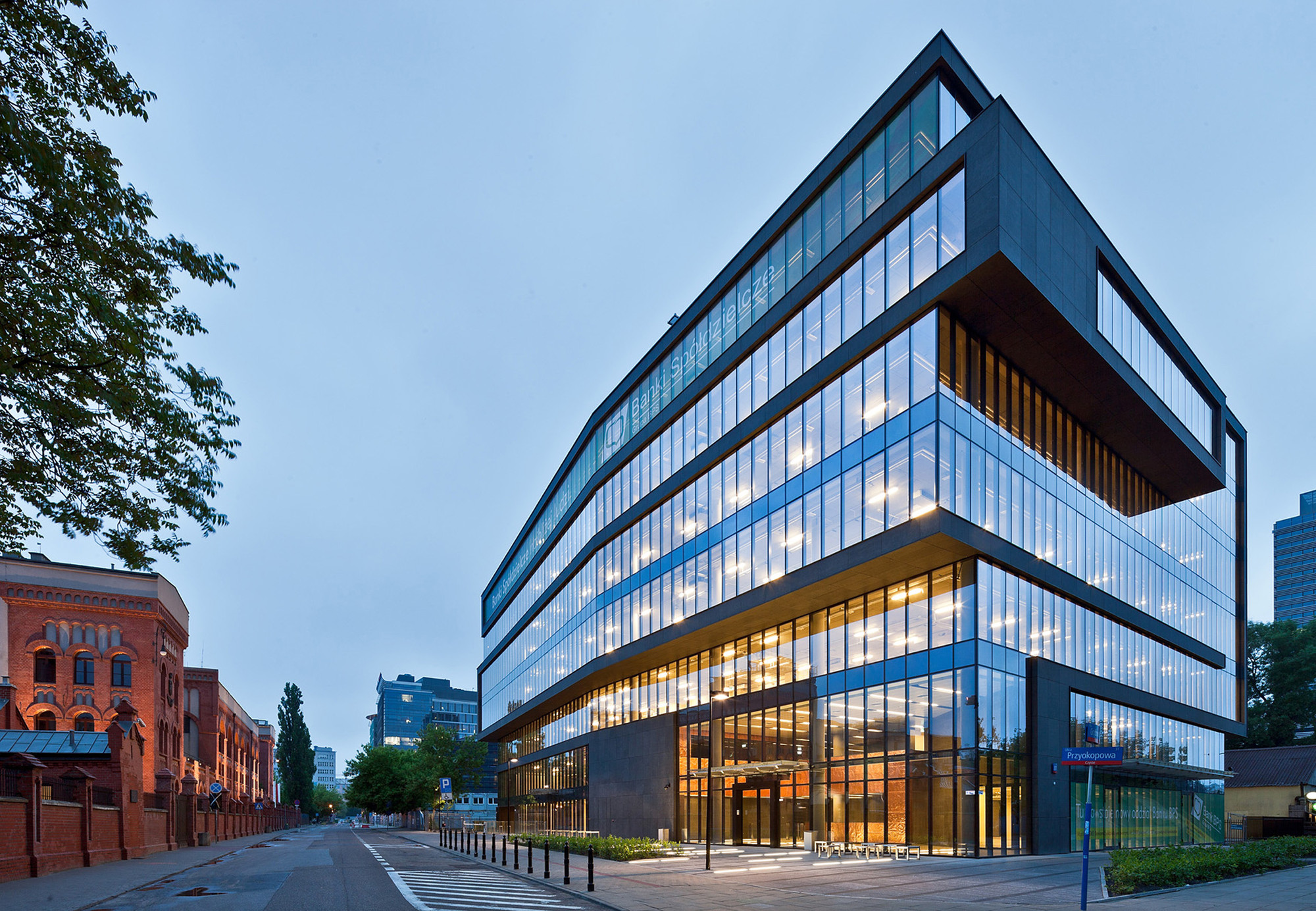 Summit Building